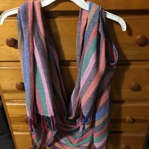 Scarf / shawl